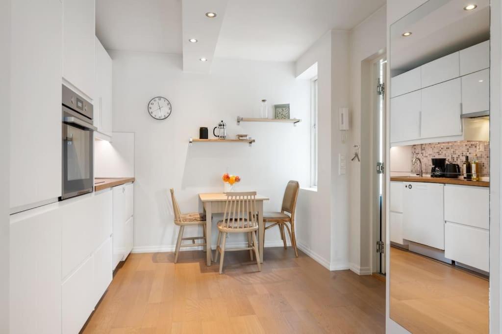 Ferienwohnung Central City Apt. Neighbor To Unesco Bryggen! Bergen Exterior foto